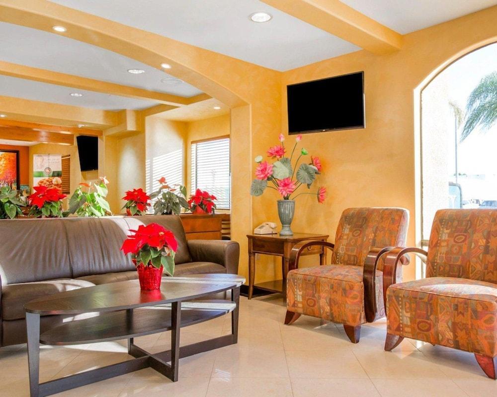 Quality Inn & Suites Westminster Seal Beach Eksteriør billede