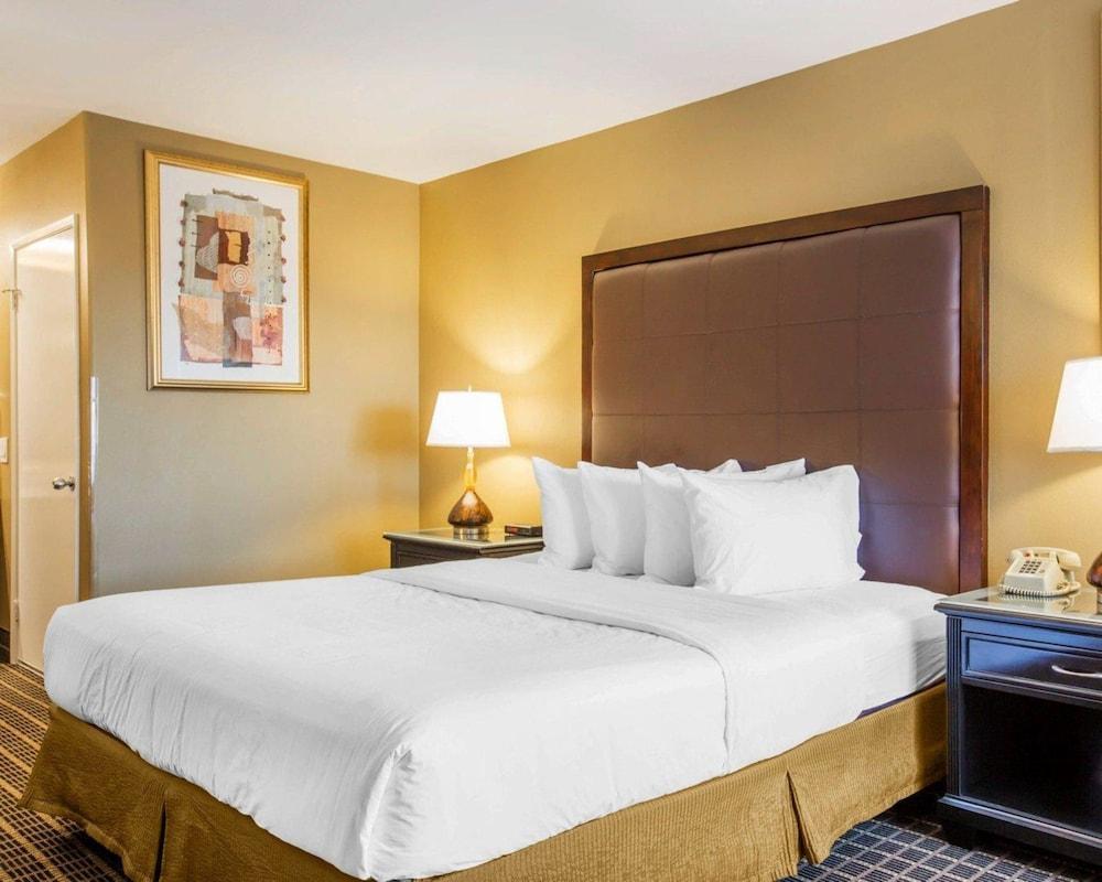 Quality Inn & Suites Westminster Seal Beach Eksteriør billede