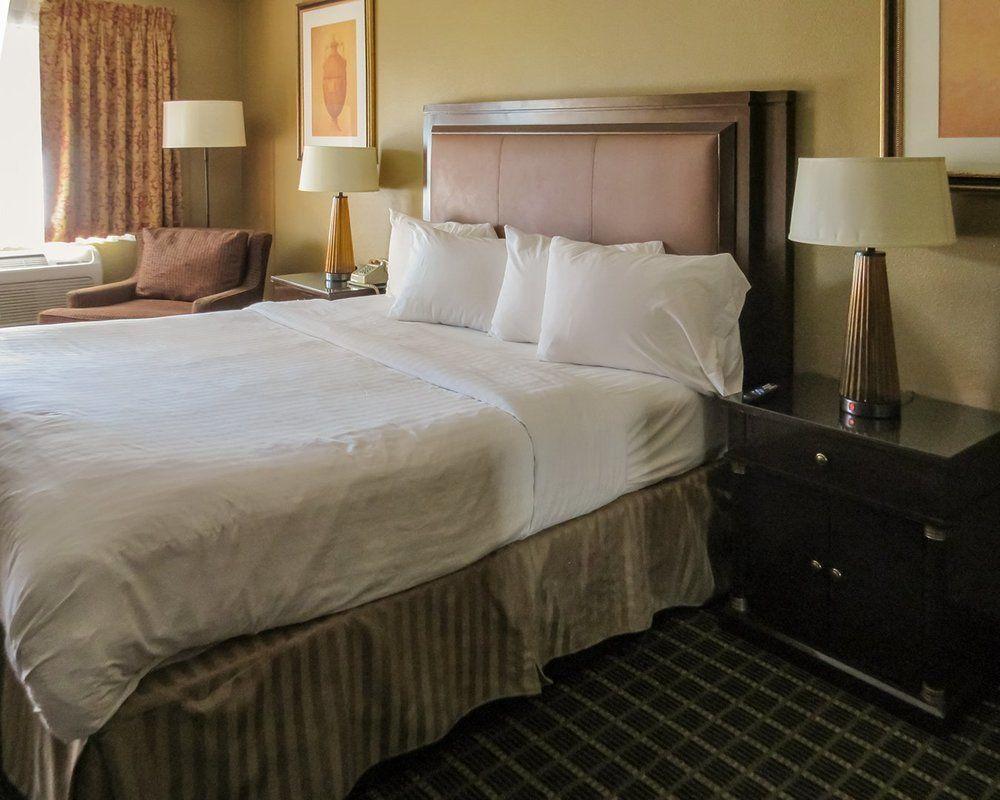 Quality Inn & Suites Westminster Seal Beach Eksteriør billede